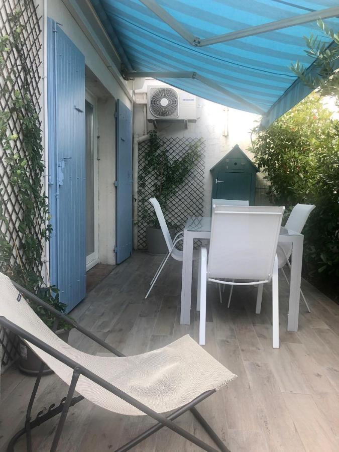 Apartment De Standing Avec Terrasse Saintes-Maries-de-La-Mer